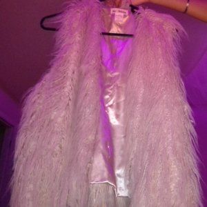 Fluffy vest